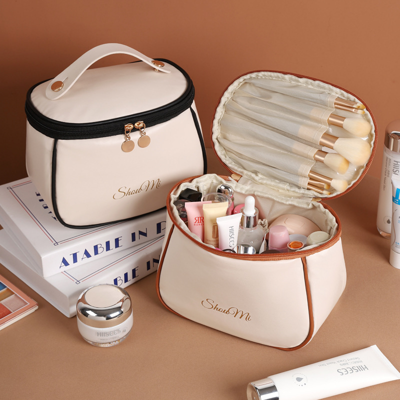 Reistas met grote capaciteit v - Skincare D'Alba recensie en prijs